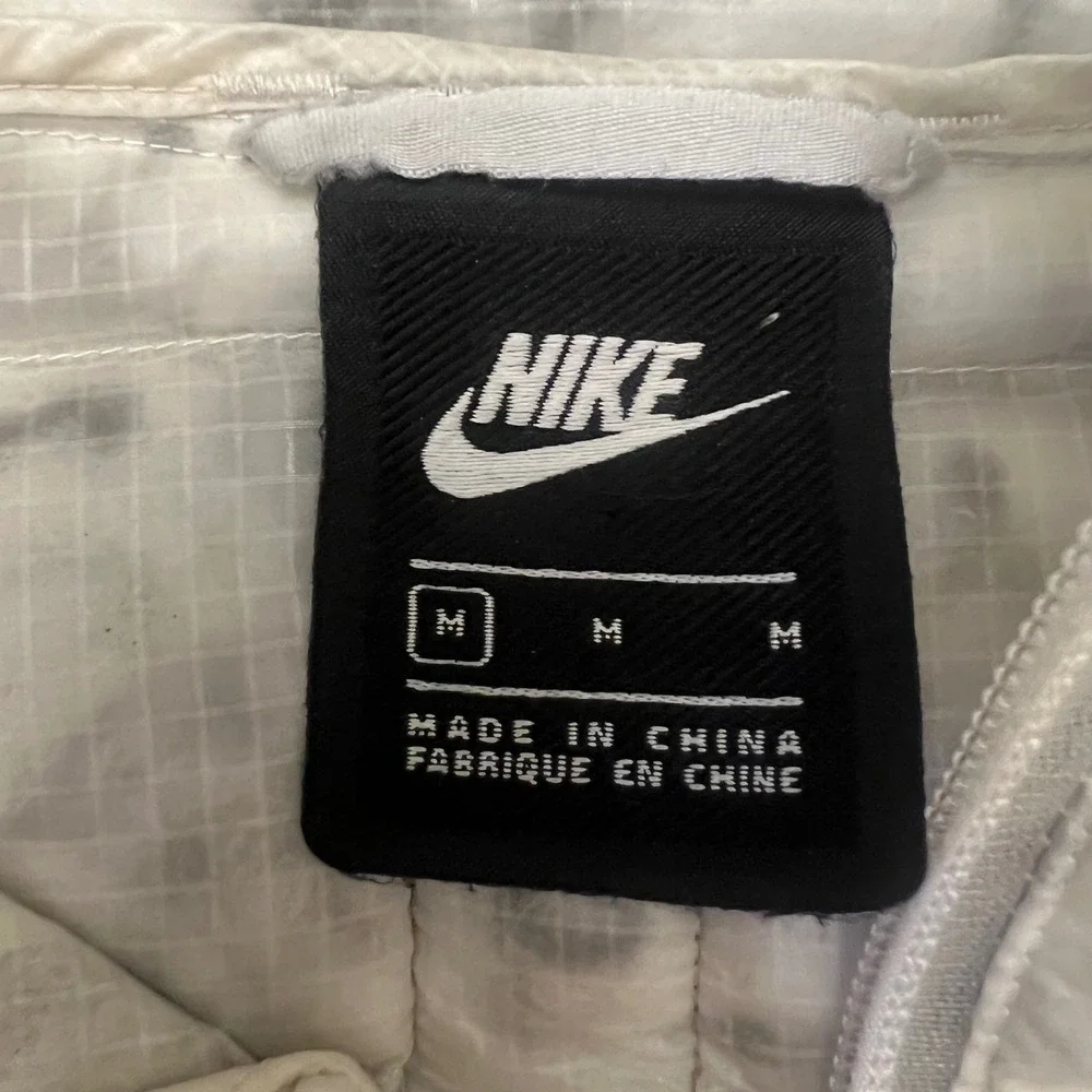 Nike Sportswear Synthetic Fill EcoDown Jacket Women's Medium White Marble‎